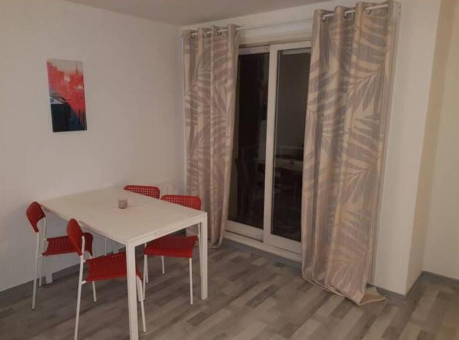 Le Rouennais Et Son Parking Prive Apartment *